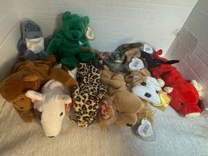 Vintage Ty Beanie Babies Mixed Lot of 10 Including Erin the Bear, Snip, and Frec